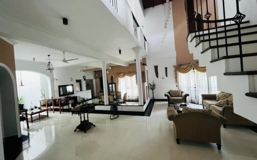 Piliyandala – 3-Story Luxury Home for Sale – Rs 75 Million (Negotiable)