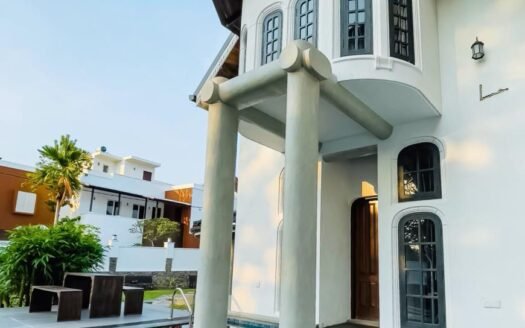 Negombo – British Colonial Villa for Sale for Rs 100 Million (Negotiable)